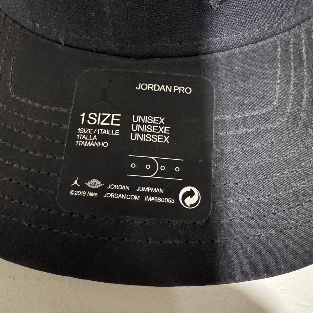 Jordan Black and Gold Men's Cap - Picture 3 of 3